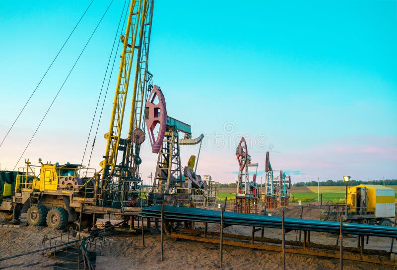 <a href='https://www.ruidapetroleum.com/product/47'>hydraulic</a> <a href='https://www.ruidapetroleum.com/product/category/Drilling-Rig-and-Workover-Rig'>workover rig</a> in stock